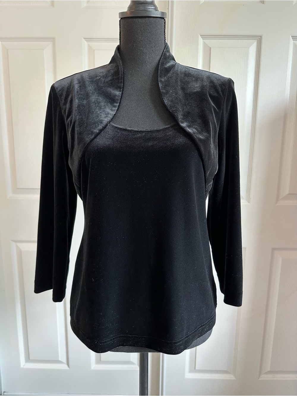 Dress Barn 90s Black Velvet Tank and Shrug Set